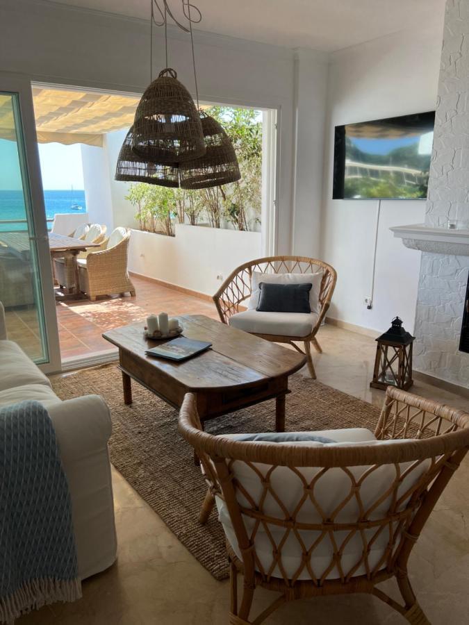 Playa Cristo Amazing Beach Terrace Appartment Estepona Exterior photo
