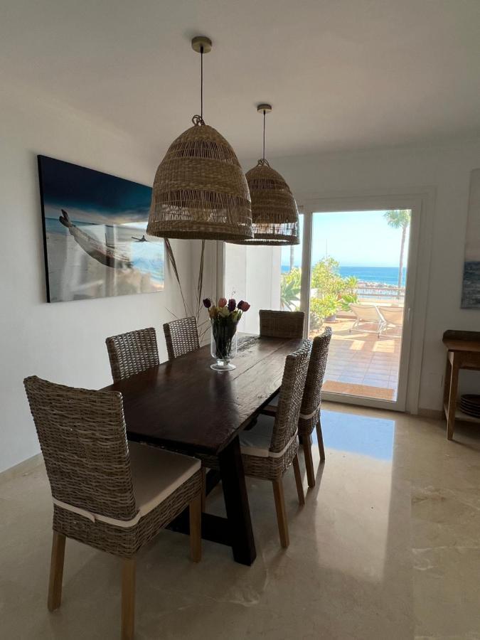 Playa Cristo Amazing Beach Terrace Appartment Estepona Exterior photo